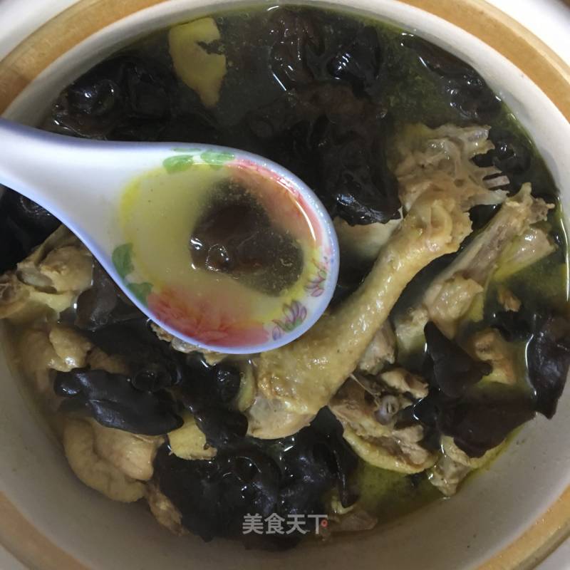 Black Fungus Chicken Soup recipe