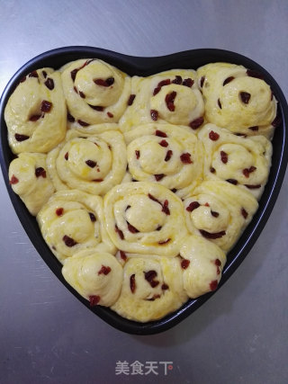 # Fourth Baking Contest and is Love to Eat Festival# Cranberry Heart-shaped Bread recipe