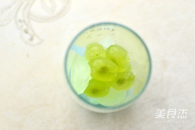 + Lime Grape Ice Drink recipe