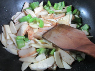 Stir-fried Rice White with Green Pepper Fish Tofu recipe