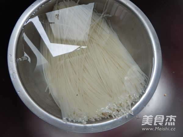 Cold Rice Noodles recipe