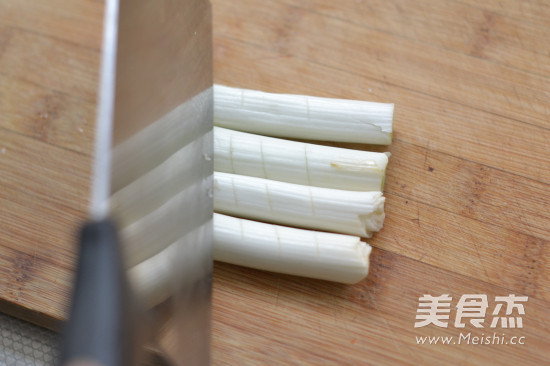 Braised Beef Tendon with Green Onions recipe