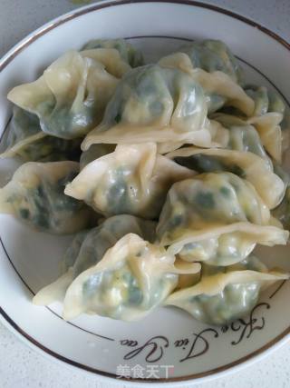 Shrimp, Leek and Egg Dumplings recipe