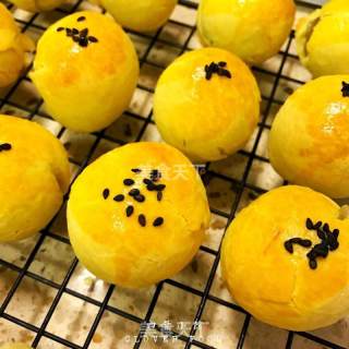 #柏翠大赛#lotus Paste Cake recipe