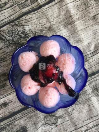 Strawberry Flavored Yogurt Ice Cream recipe
