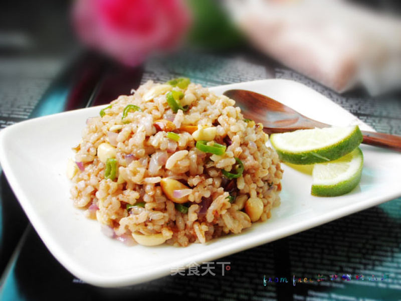 Thai Spicy Stir-fried Peanuts and Red Rice recipe