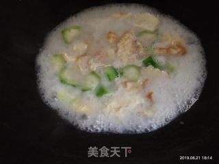 Loofah Egg Soup recipe