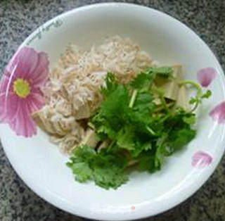 Spicy Shrimp Skin Small Vegetarian Chicken recipe