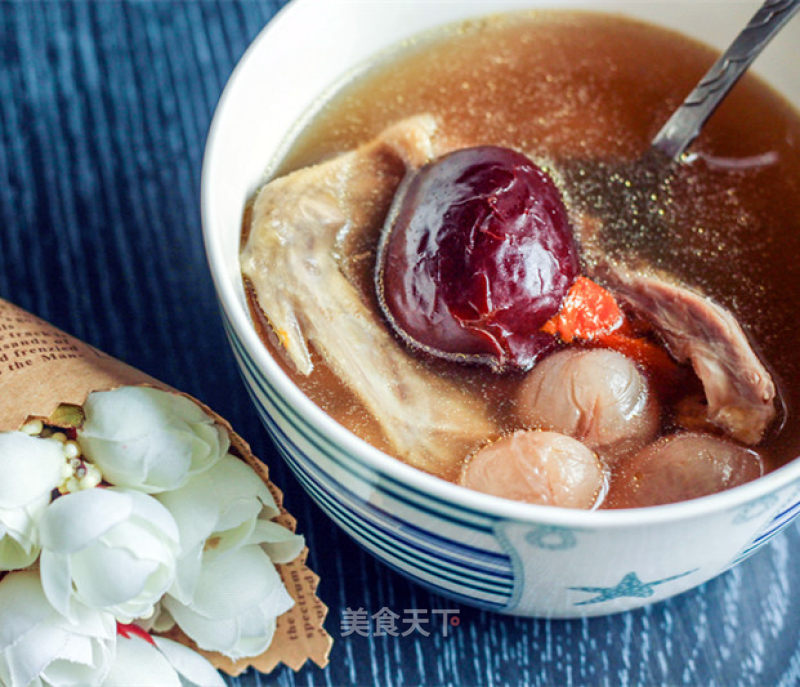 Red Dates, Longan, Wolfberry and Pigeon Soup recipe