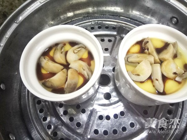 Straw Mushroom Steamed Custard recipe