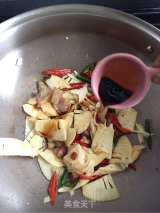 Fried Pork with Kelp and Bamboo Shoots recipe