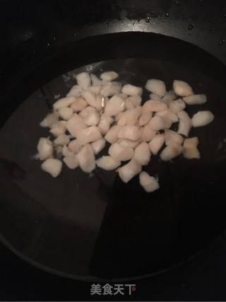 Scallops Mixed with Spinach recipe