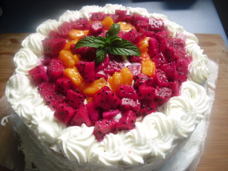 Fruit Cream Cake