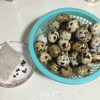 Marinated Quail Eggs recipe