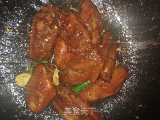Fried Potato Chips with Chicken Wings recipe