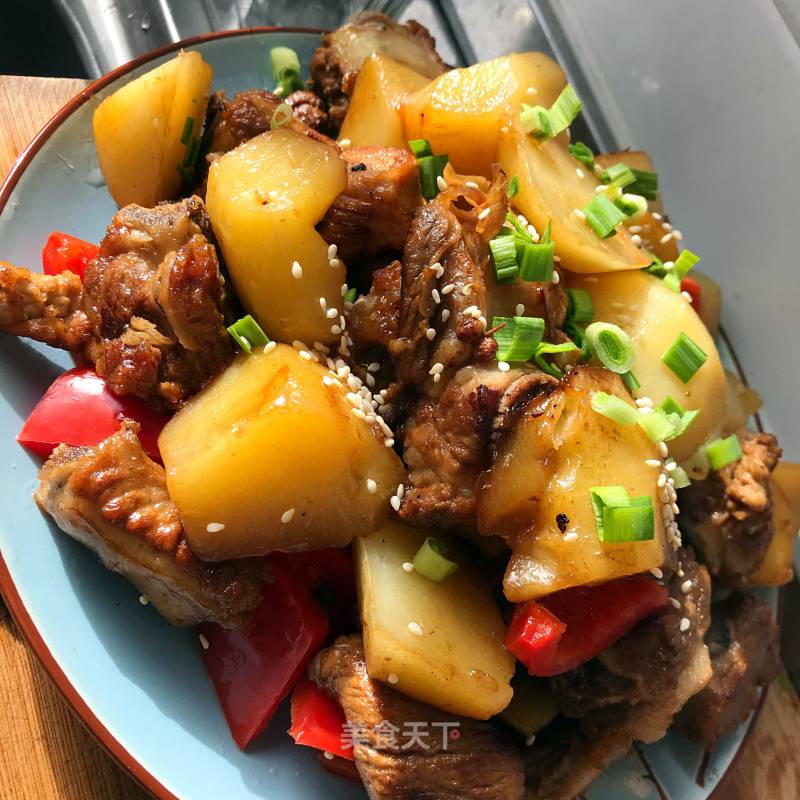 Braised Potatoes with Pork Ribs recipe