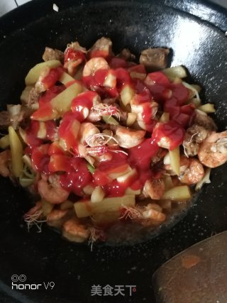 Appetizers, Pork Ribs, Shrimp and Fried Potatoes recipe