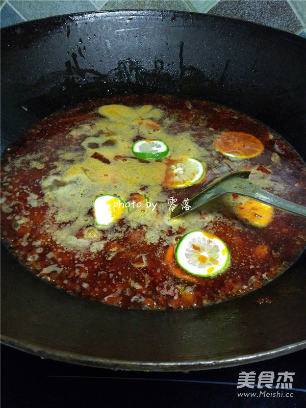 Lemon Spicy Chicken Hot Pot recipe