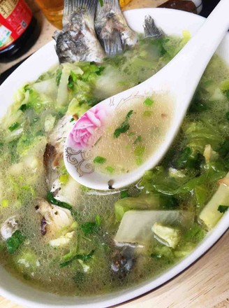 Cabbage Crucian Fish Soup recipe