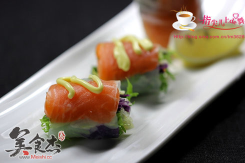 Salmon Vegetable Roll recipe