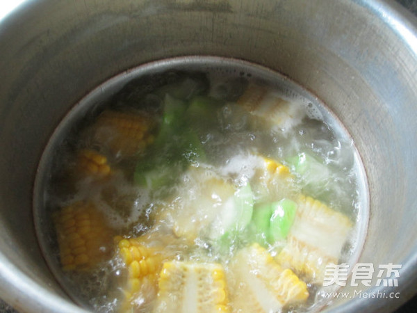 Corn Chayote Rib Soup recipe