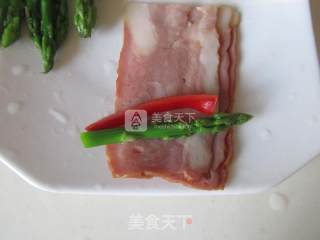 Bacon and Asparagus Rolls recipe