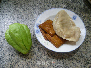 Stir-fried Chayote with Fragrant Dried Pork Belly recipe