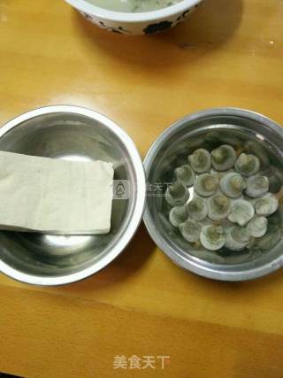 Clam Tofu Soup recipe
