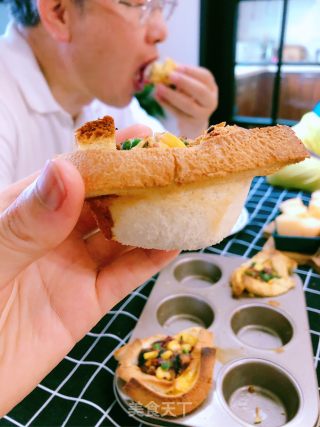 Rainbow Toast Cup recipe