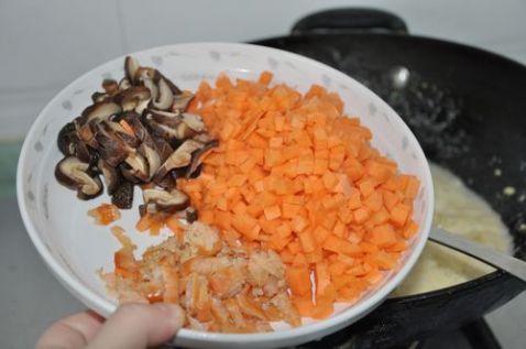 Salted Egg Yolk Fried Rice recipe