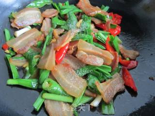 Stir-fried Bacon with Double Pepper recipe