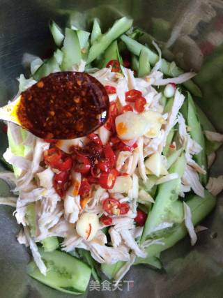 Shredded Chicken with Cucumber recipe