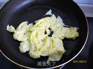 Scrambled Eggs with Cucumber recipe