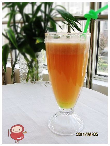 Pitaya Carrot Juice recipe