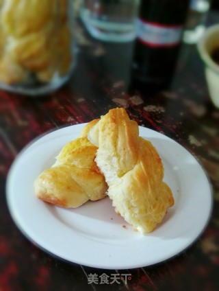 Condensed Milk Twisted Bread recipe