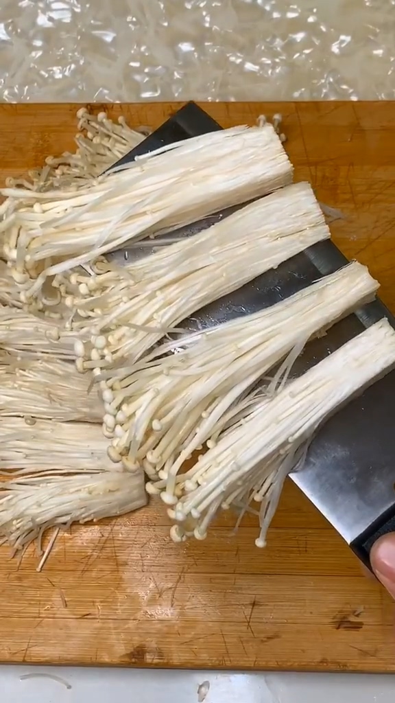 Bacon Enoki Mushroom recipe