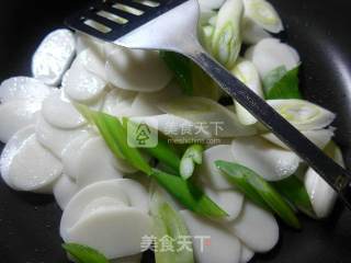 Stir-fried Rice Cake with Beef Sauce and Green Onions recipe