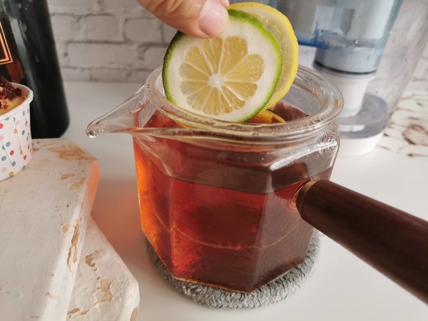 Lemon Black Tea Drink recipe