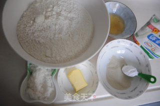 Milk-flavored Steamed Bun Sticks recipe