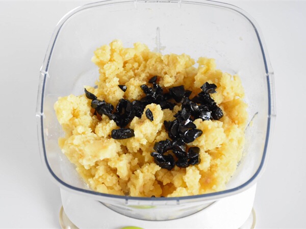 Black Garlic Okra Mashed Potatoes recipe