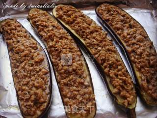 Grilled Eggplant with Shiitake Mushrooms and Minced Meat recipe