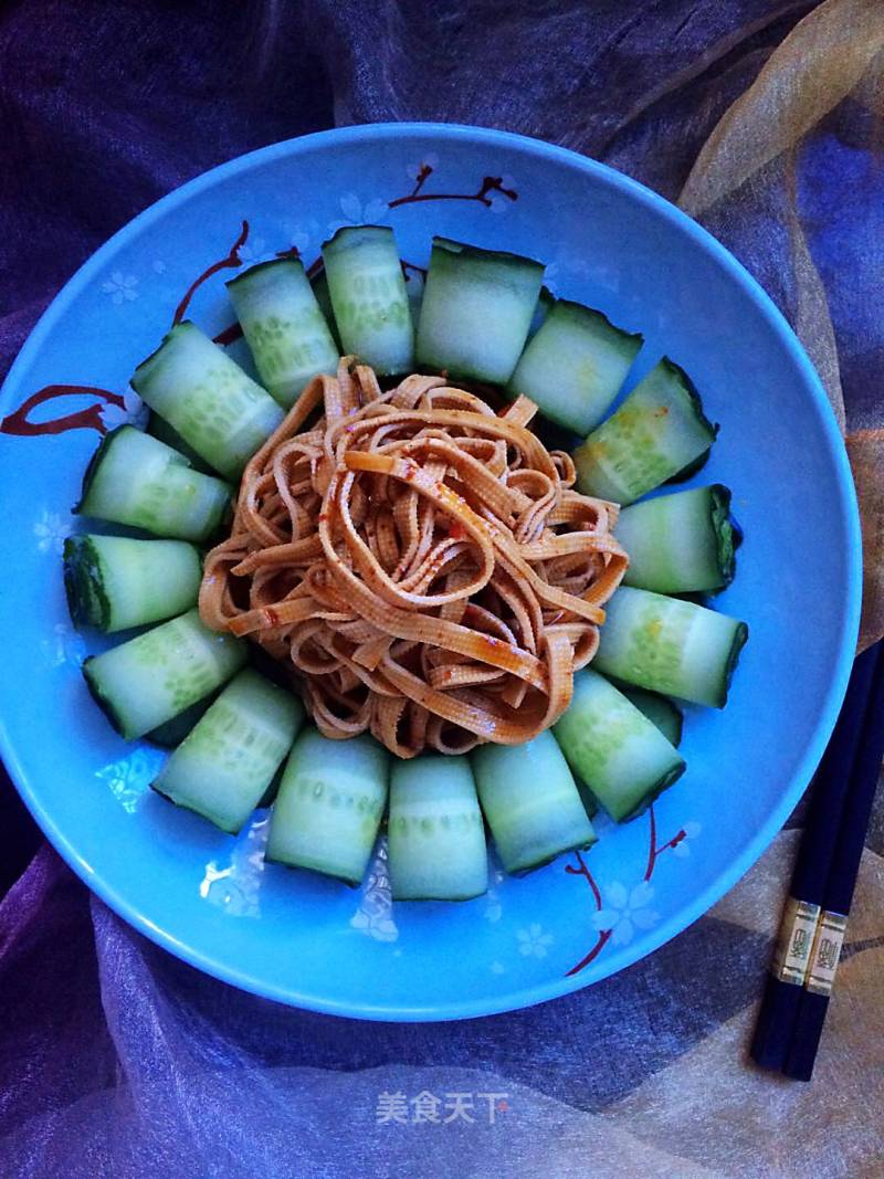 Cucumber Roll with Bean Curd recipe