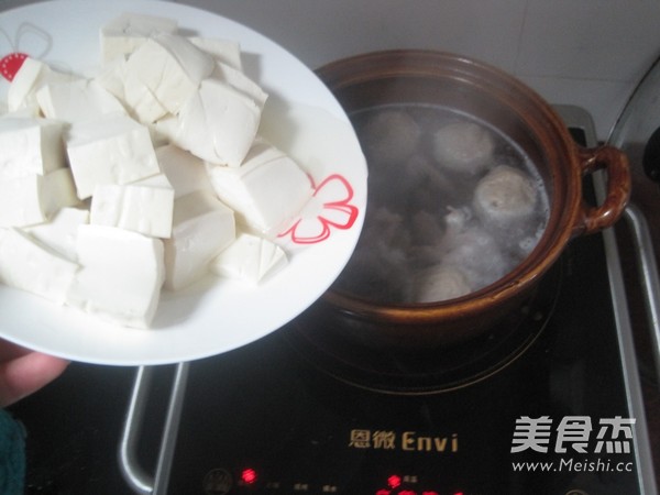 Enoki Mushroom and Tofu Pot recipe