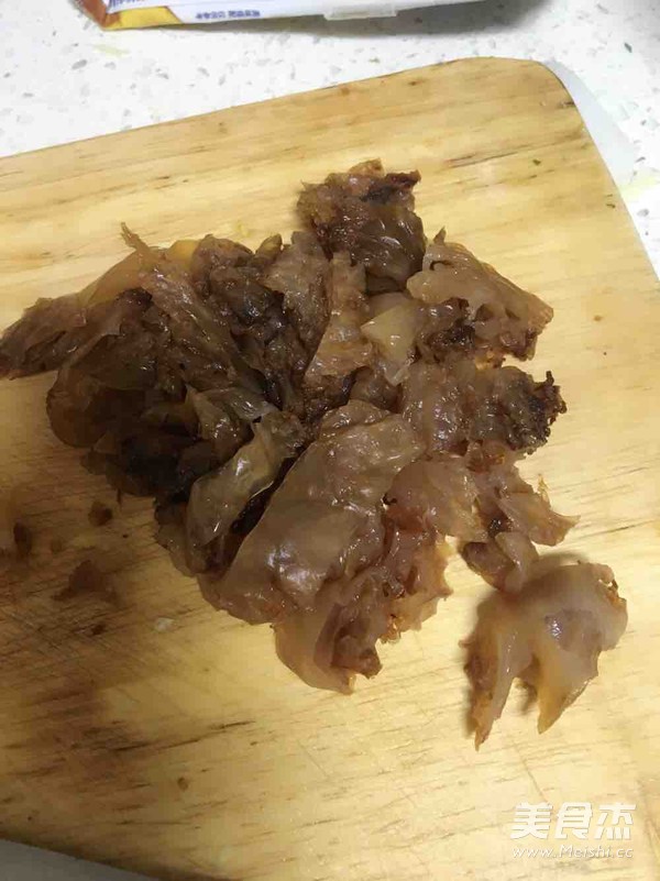 Stir-fried Jellyfish Head with Cabbage recipe