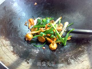 Grilled Cuttlefish Balls in Garlic Sauce recipe