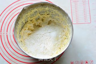 Sweet and Sour Passion Fruit Pound Cake with A Cloud-like Texture recipe