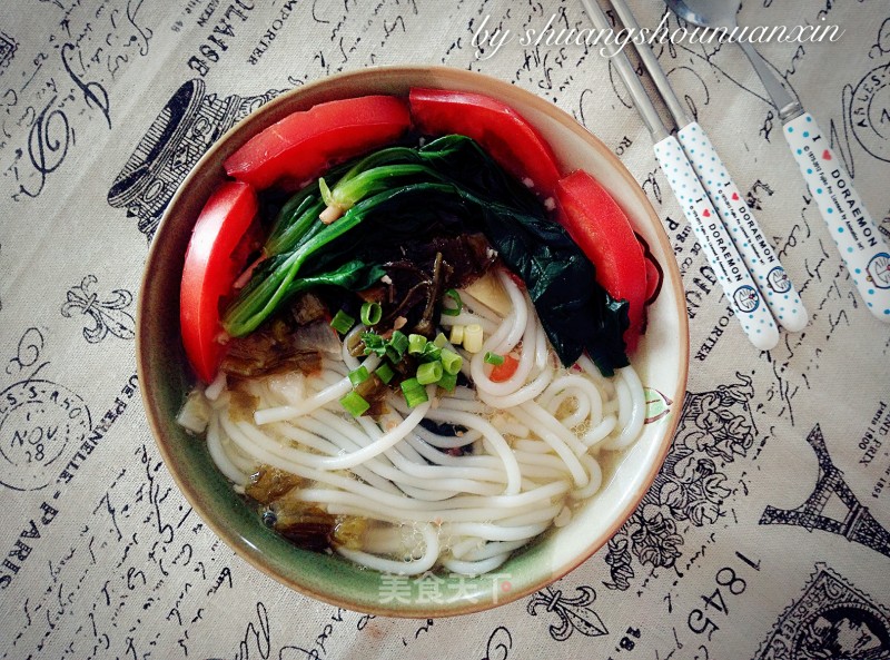 Sauerkraut Bone Soup Rice Noodles recipe