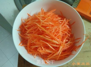 【shaanxi】carrots Mixed with Golden Needles recipe