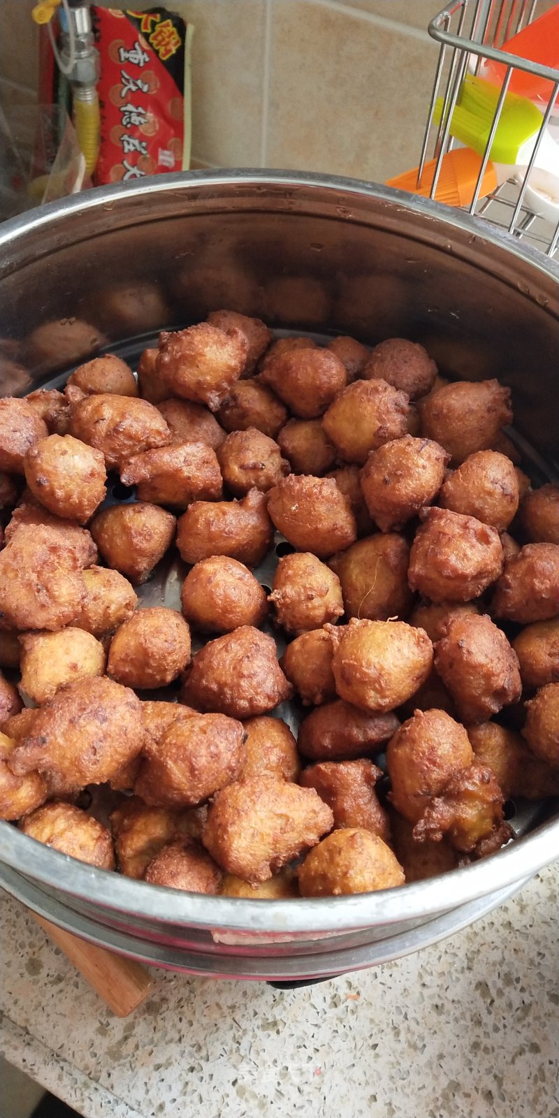 Vegetarian Fried Carrot and Lotus Root Meatballs recipe
