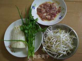 Enoki Mushroom and Silver Sprout Pork Soup recipe